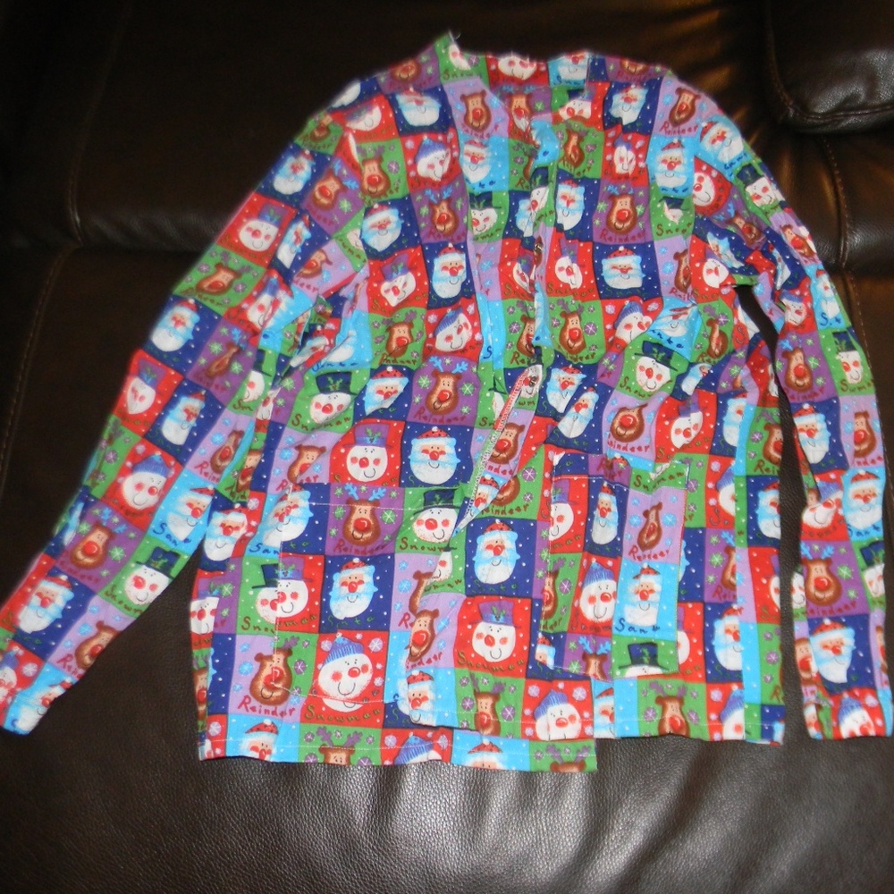Cute Christmas Scrub Jacket Size Large
